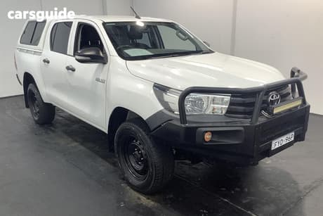 White 2016 Toyota Hilux Dual Cab Utility Workmate (4X4)