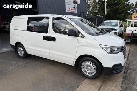 White 2021 Hyundai Iload Crew Van 6S Liftback