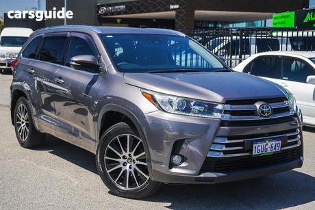 Grey 2017 Toyota Kluger Wagon Grande (4X4)