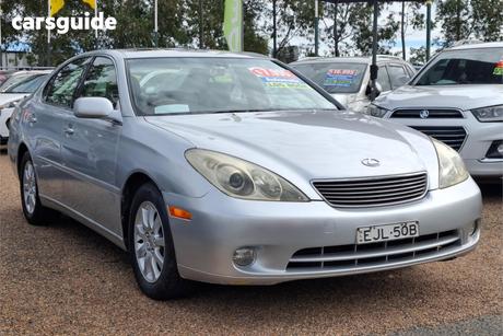 Silver 2004 Lexus ES300 Sedan