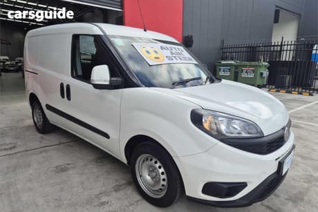 White 2018 Fiat Doblo Van Swb (Low)