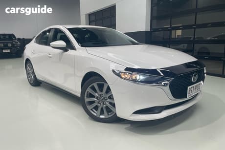 White 2026 Mazda 3 Sedan G20 Evolve