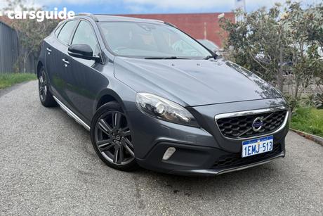 Grey 2014 Volvo V40 Hatch T5 CROSS COUNTRY M