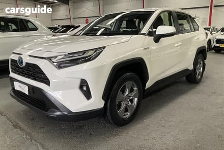 White 2024 Toyota RAV4 Wagon Gx (2Wd) Hybr Full Size Spare