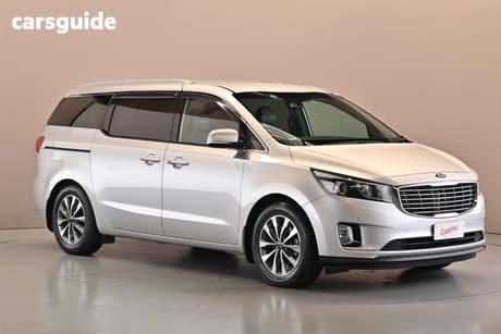 Silver 2015 Kia Carnival Wagon Sli