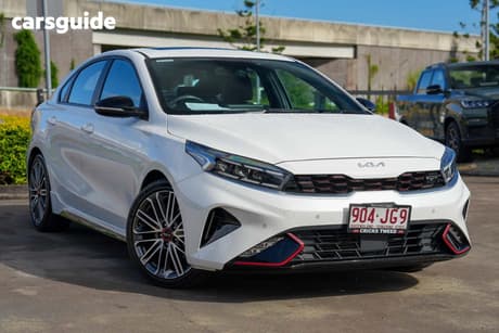 White 2023 Kia Cerato Sedan Gt