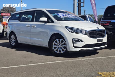 White 2019 Kia Carnival Wagon S
