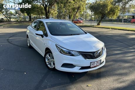 White 2018 Holden Astra Sedan Ls