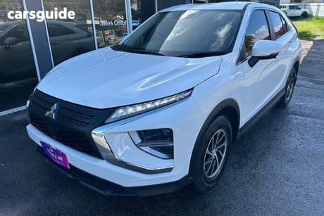 White 2023 Mitsubishi Eclipse Cross Wagon Es (2Wd)