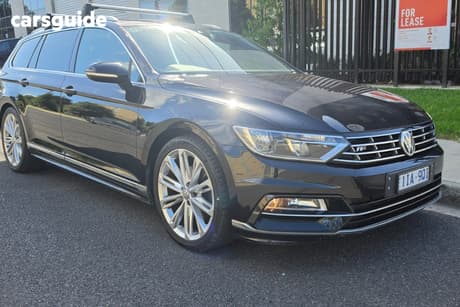 Black 2016 Volkswagen Passat Wagon 206Tsi R-Line