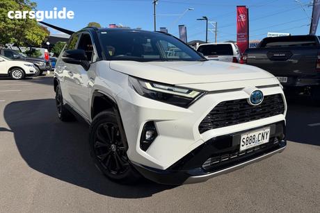 White 2022 Toyota RAV4 Wagon Xse (2Wd) Hybrid