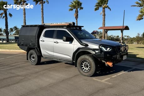 Silver 2022 Isuzu D-MAX Crew Cab Utility X-Terrain (4X4)