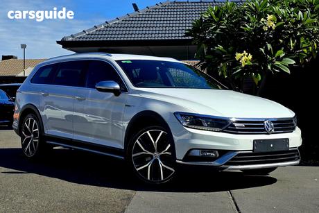 White 2017 Volkswagen Passat Wagon Alltrack 140 Tdi Wolfsburg Edt