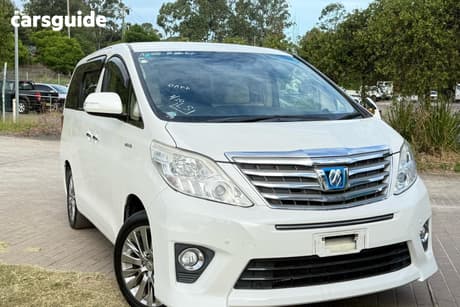 White 2015 Toyota Alphard Commercial