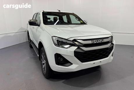White 2026 Isuzu D-MAX Crew Cab Utility Ls-U+ (4X4)