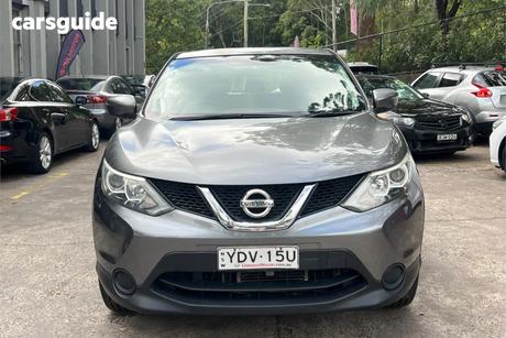 Grey 2016 Nissan Qashqai Wagon St (4X2)