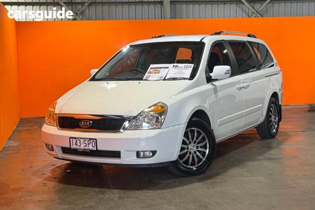 White 2012 Kia Grand Carnival Wagon Platinum