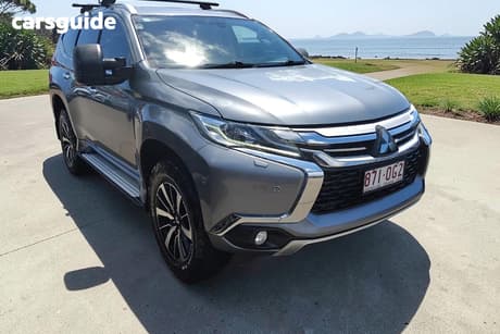 Grey 2016 Mitsubishi Pajero Sport Wagon Exceed (4X4) 7 Seat
