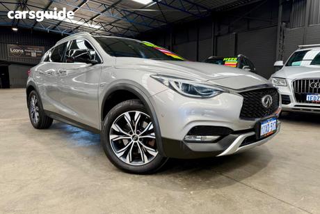 Grey 2018 Infiniti Q30 Hatchback Sport Premium 2.0T