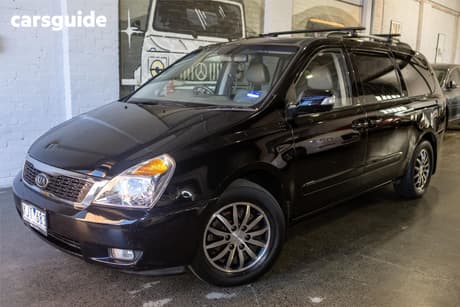 Black 2011 Kia Grand Carnival Wagon Platinum