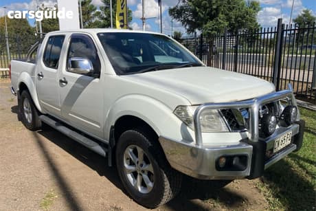 White 2012 Nissan Navara Dual Cab Pick-up St-X (4X4)