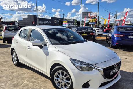 White 2018 Mazda 2 Hatchback Maxx
