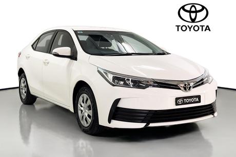 White 2018 Toyota Corolla Sedan Ascent
