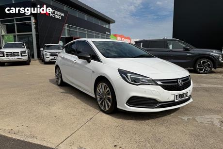 White 2017 Holden Astra Hatchback Rs-V