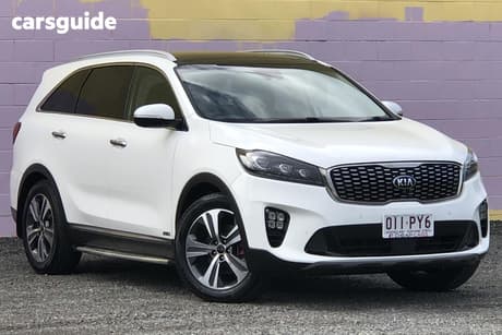White 2017 Kia Sorento Wagon Gt-Line (4X4)