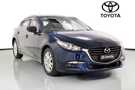 Blue 2017 Mazda 3 Hatchback Maxx