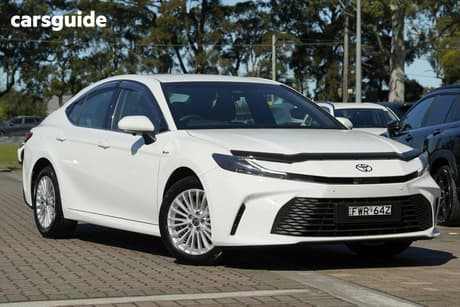 White 2025 Toyota Camry Sedan Ascent Hybrid