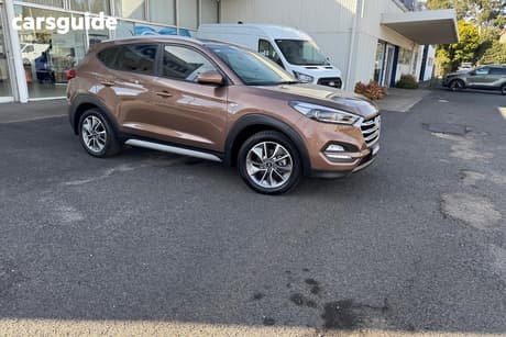 Brown 2017 Hyundai Tucson Wagon Active X (Fwd)