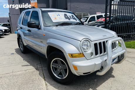 Silver 2006 Jeep Cherokee Wagon Limited (4X4)