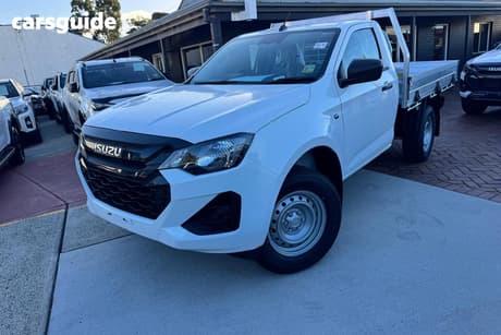 White 2026 Isuzu D-MAX Cab Chassis Sx (4X4)