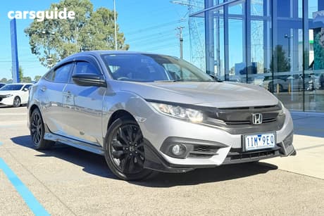 Silver 2016 Honda Civic Sedan Vti-S