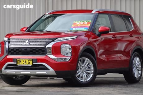 Red 2024 Mitsubishi Outlander Wagon Ls 7 Seat (Awd)