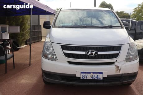 White 2015 Hyundai Iload Van