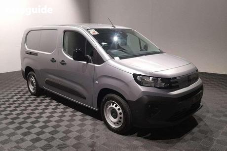 Grey 2025 Peugeot Partner Van Pro Short