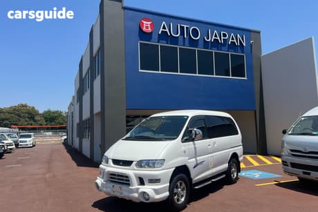 White 2005 Mitsubishi Delica SUV SPACEGEAR 4WD
