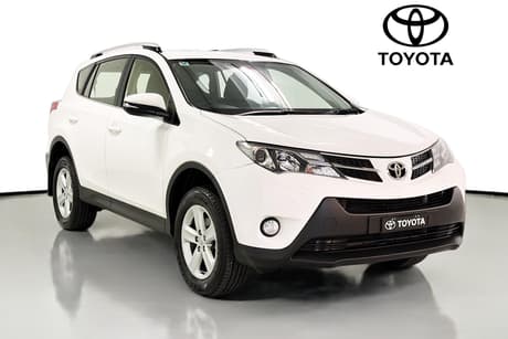 White 2013 Toyota RAV4 Wagon Gx (4X4)