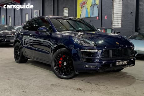 Blue 2017 Porsche Macan Wagon Gts