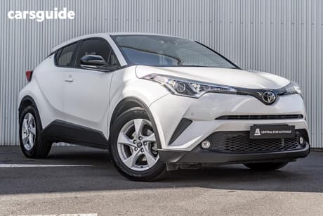 White 2019 Toyota C-HR Wagon (2Wd)