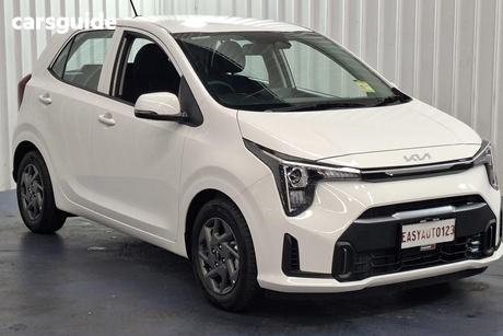 White 2025 Kia Picanto Hatchback Sport (Pe2)