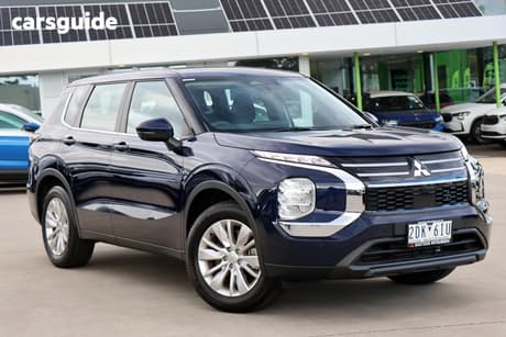 Blue 2025 Mitsubishi Outlander Wagon Es 5 Seat (2Wd)
