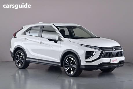 White 2022 Mitsubishi Eclipse Cross Wagon Es (2Wd)