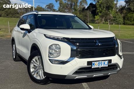 White 2024 Mitsubishi Outlander Wagon Ls 7 Seat (2Wd)
