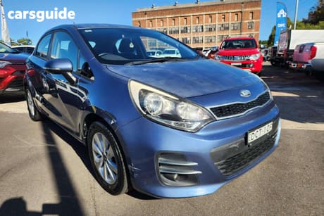 Blue 2015 Kia RIO Hatchback S Premium
