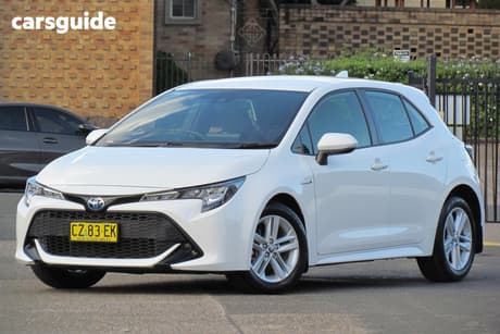 White 2020 Toyota Corolla Hatchback Ascent Sport Hybrid