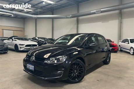 Black 2017 Volkswagen Golf Hatchback 110 Tsi Highline