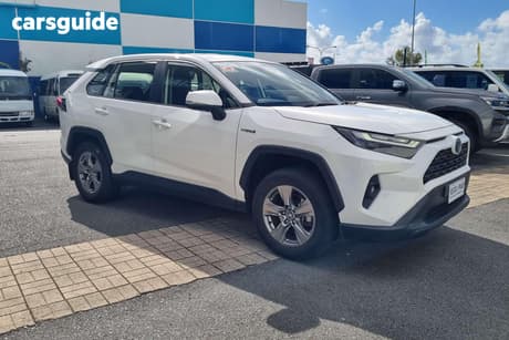 White 2024 Toyota RAV4 Wagon Gx (2Wd) Hybrid